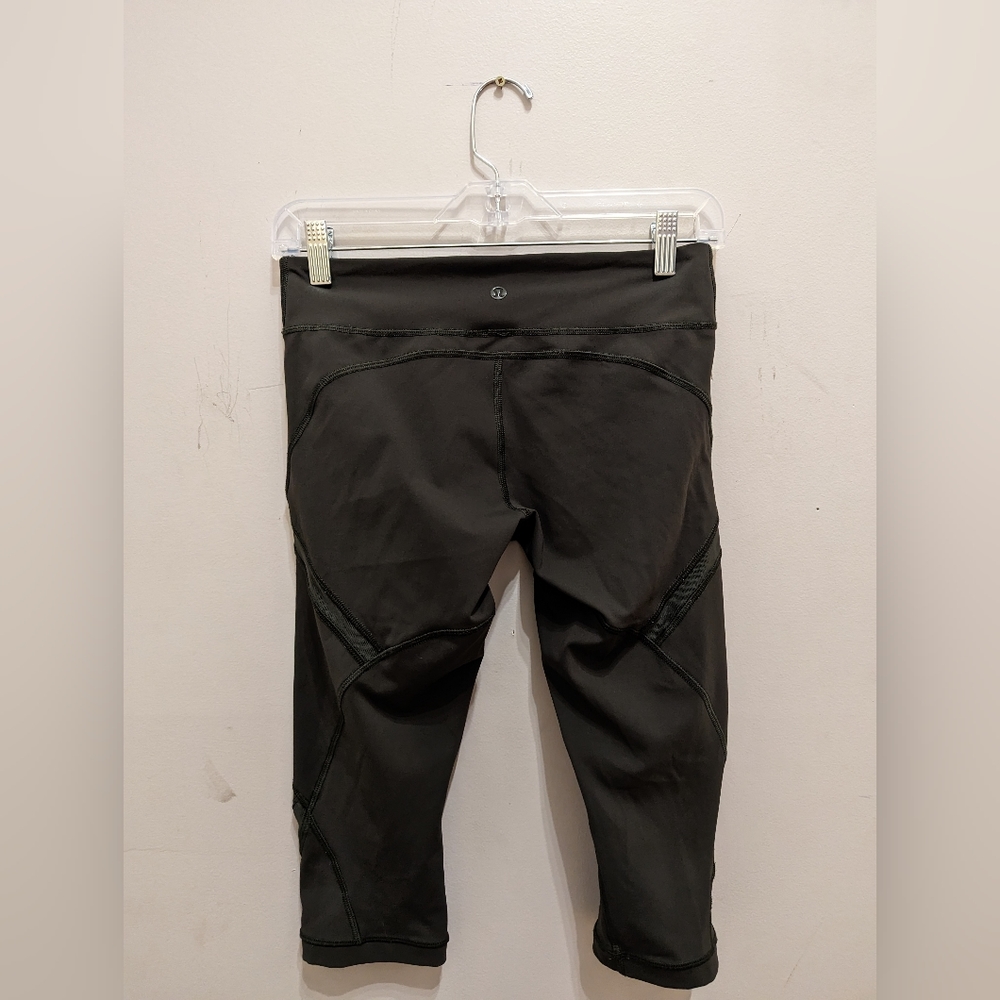 Lululemon athletica sz 6 NWT
